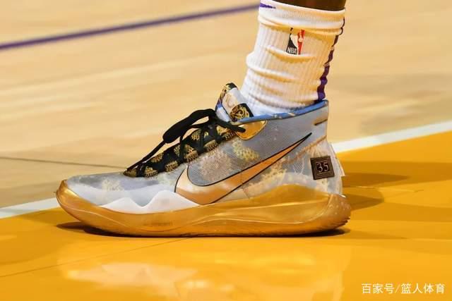 赵继伟：不能输球就怪教练 他真的很想帮我们